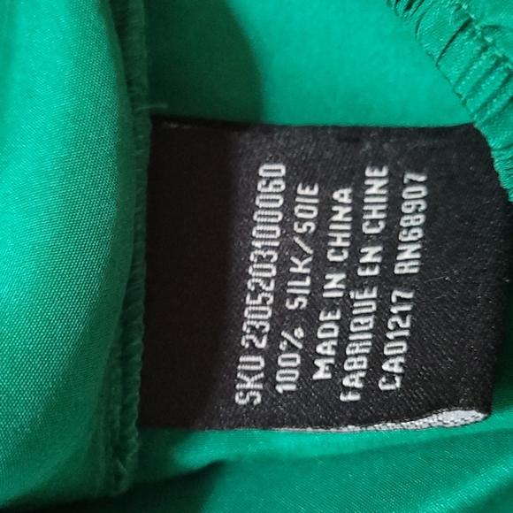 Le Chateau green silk peasants blouse. SZ Sm - Picture 10 of 10